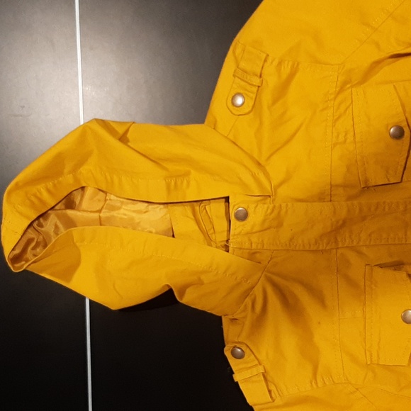 Mustard lightweight coat with hood - Picture 4 of 13